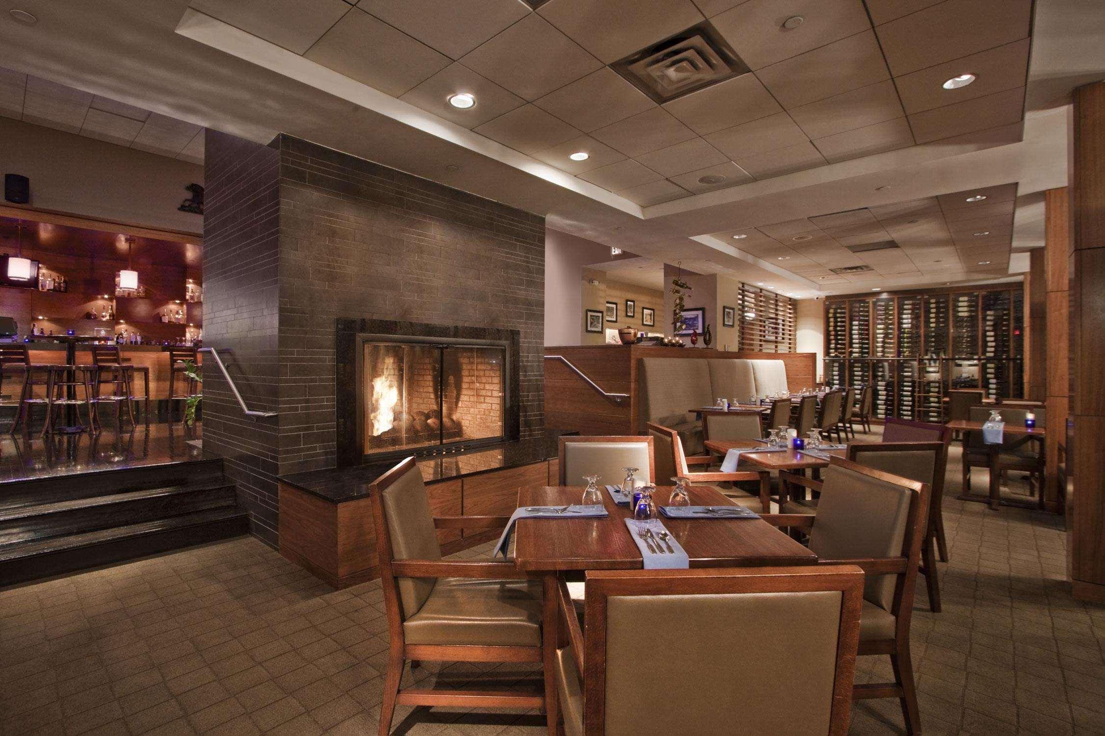 Hotel The Saratoga Hilton Saratoga Springs Restaurace fotografie